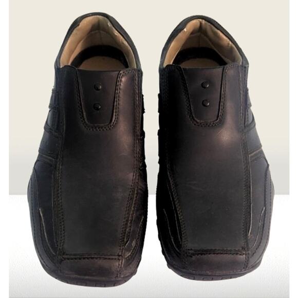 Skechers Men's Black Slip-On Loafers - Picture 1 of 8